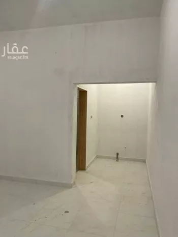 مستودع للإيجار في شارع عائذ بن عمرو ، حي درة المنسك ، الشرف ، منطقة عسير صورة 5