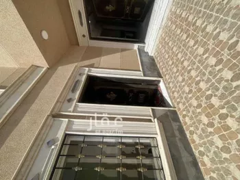 فيلا للبيع في شارع رقم 343, حي ظهرة لبن, مدينة الرياض, منطقة الرياض صورة 3