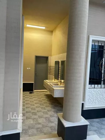فيلا للبيع في شارع علي ابن حسن الشويطر, حي المهدية, مدينة الرياض, منطقة الرياض صورة 3