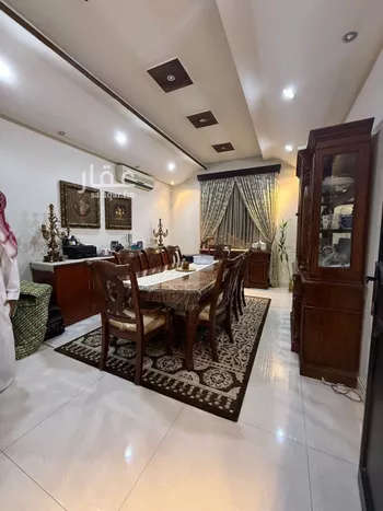 فيلا للبيع في شارع يزيد سند عطا المطلق, حي الشهداء, مدينة الرياض, منطقة الرياض صورة 2