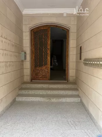 عمارة للبيع في شارع الامير مشاري, حي مدينة العمال, مدينة الخبر, المنطقة الشرقية صورة 2