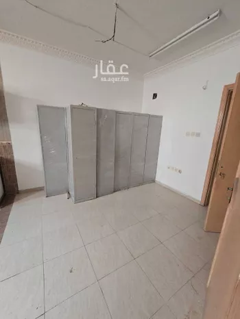 شقة للإيجار في شارع الشيخ محمد بن ابراهيم, حي ظهرة العودة شرق, مدينة امارة منطقة الرياض - الدرعيه, منطقة الرياض