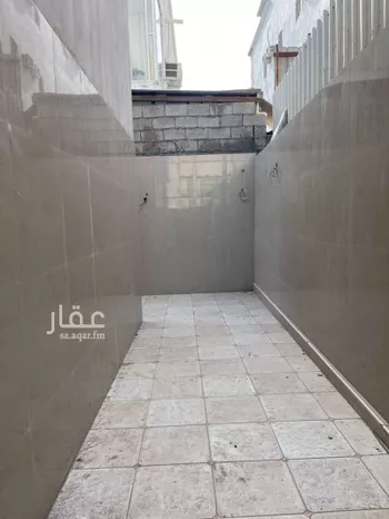 فيلا للبيع في شارع مسعود بن ربيعة, حي الجلوية, مدينة الدمام, المنطقة الشرقية صورة 2