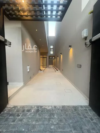 فيلا للبيع في شارع زيد بن عاصم بن عمرو بن عوف ، حي النرجس ، الرياض ، منطقة الرياض صورة 2