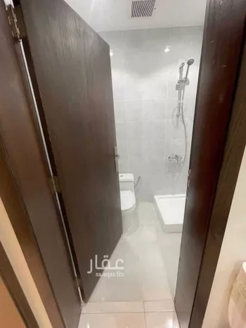شقة للإيجار في شارع الملك فهد بن عبدالعزيز ، حي الفهد ، بيشة ، بيشة صورة 3