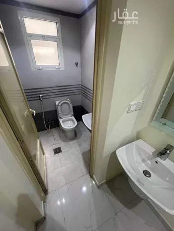 عمارة للإيجار في شارع القاسمة, حي هجر, مدينة الدمام, المنطقة الشرقية صورة 2