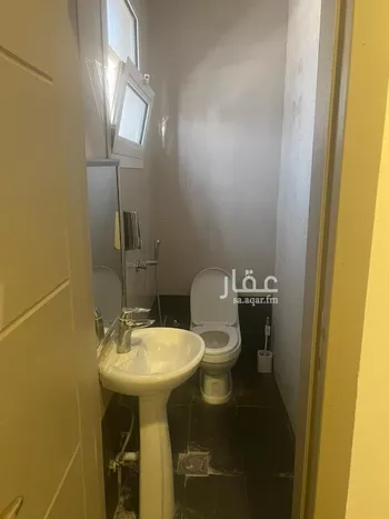 مكتب تجاري للإيجار في شارع سعود ابن فيصل الفرعي, حي العقيق, مدينة الرياض, منطقة الرياض صورة 4