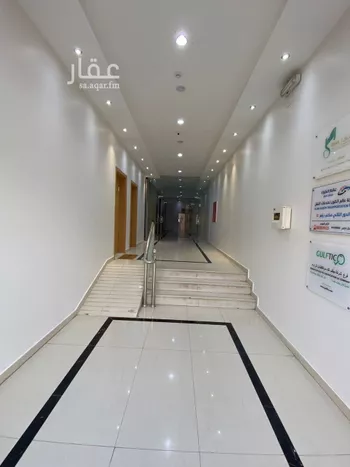 مكتب تجاري للإيجار في شارع رقم 33, حي الياسمين, مدينة الرياض, منطقة الرياض صورة 2