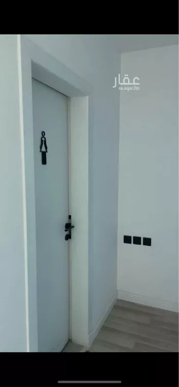 مكتب تجاري للإيجار في شارع ابي بكر الصديق الفرعي, حي المصيف, مدينة الرياض, منطقة الرياض صورة 4
