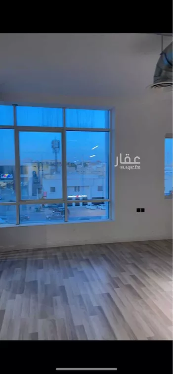 مكتب تجاري للإيجار في شارع ابي بكر الصديق الفرعي, حي المصيف, مدينة الرياض, منطقة الرياض