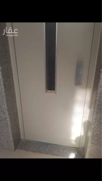 عمارة للإيجار في شارع رقم 208, حي ظهرة لبن, مدينة الرياض, منطقة الرياض صورة 4