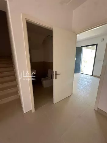 فيلا للبيع في شارع رقم 1103 ، حي مطار الملك خالد الدولي ، الرياض ، منطقة الرياض صورة 4