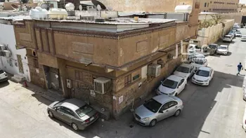 عمارة للبيع في شارع عمر المؤدب, حي الصالحية, مدينة الرياض, منطقة الرياض