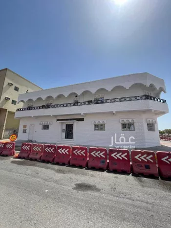 عمارة للبيع في شارع الامير سعد ابن عبدالعزيز, حي مدينة العمال, مدينة الدمام, المنطقة الشرقية صورة 3