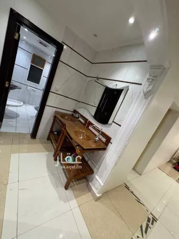 فيلا للإيجار في شارع عيسى بن فيروز, حي العليا, مدينة الرياض, منطقة الرياض صورة 2