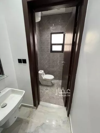 دور للإيجار في شارع يونس بن عمر, حي عكاظ, مدينة الرياض, منطقة الرياض صورة 5