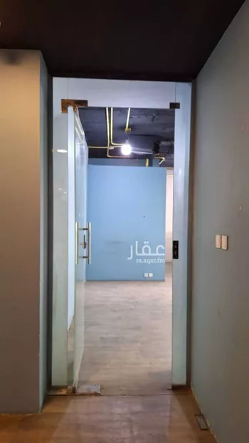 مكتب تجاري للإيجار في شارع صلاح الدين الايوبي الفرعي, حي الملك عبدالعزيز, مدينة الرياض, منطقة الرياض