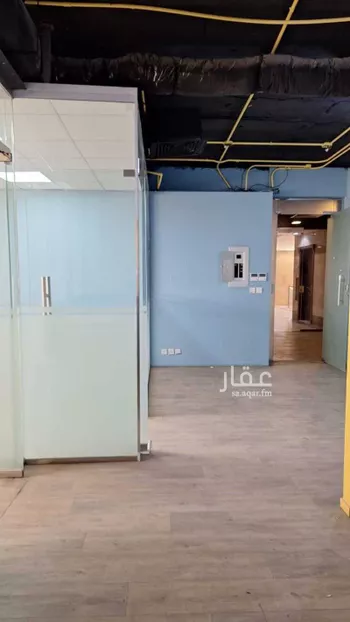مكتب تجاري للإيجار في شارع صلاح الدين الايوبي الفرعي, حي الملك عبدالعزيز, مدينة الرياض, منطقة الرياض صورة 2