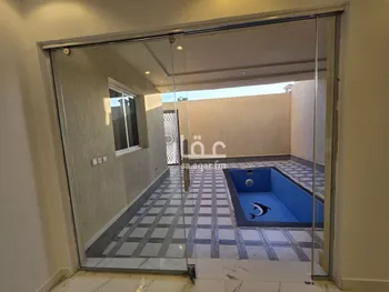 فيلا للإيجار في شارع الشريف الادريسي, حي الزمرد, مدينة جدة, منطقة مكة المكرمة صورة 5