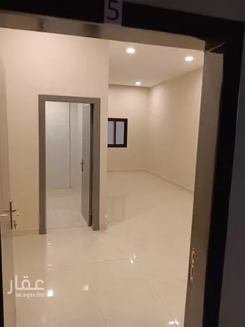 شقة للإيجار في شارع رقم 73, حي العزيزية, مدينة الرياض, منطقة الرياض صورة 3