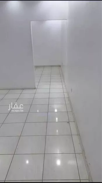 مكتب تجاري للإيجار في شارع عرفات, حي الدار البيضاء, مدينة الرياض, منطقة الرياض صورة 2