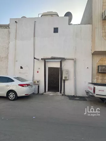 فيلا للبيع في شارع عمر أبي حفص, حي الجرادية, مدينة الرياض, منطقة الرياض صورة 4