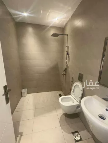 عمارة للبيع في شارع القريات, حي الندى, مدينة الرياض, منطقة الرياض صورة 4