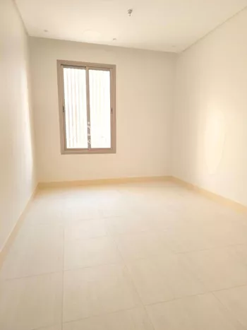 شقة للبيع في شارع عمير بن سنان بن عرفطة, حي المهدية, مدينة الرياض, منطقة الرياض صورة 3