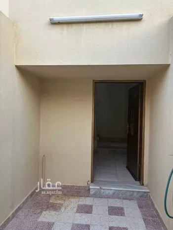 فيلا للإيجار في شارع الصرح, حي الزهرة, مدينة الرياض, منطقة الرياض صورة 2