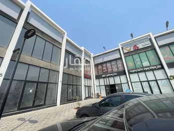 محل للإيجار في شارع الصياد, حي الأمواج, مدينة الخبر, المنطقة الشرقية صورة 3