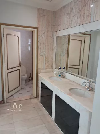 فيلا للإيجار في شارع البكرات, حي الرحمانية, مدينة الرياض, منطقة الرياض صورة 3