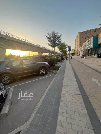 عمارة للبيع في شارع الشيخ حسن بن حسين بن علي, حي إشبيلية, مدينة الرياض, منطقة الرياض صورة 5