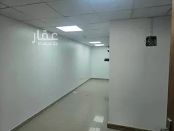 مكتب تجاري للإيجار في شارع ابي بكر الصديق الفرعي, حي المصيف, مدينة الرياض, منطقة الرياض