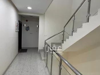 مكتب تجاري للإيجار في شارع ابي بكر الصديق الفرعي, حي المرسلات, مدينة الرياض, منطقة الرياض صورة 2