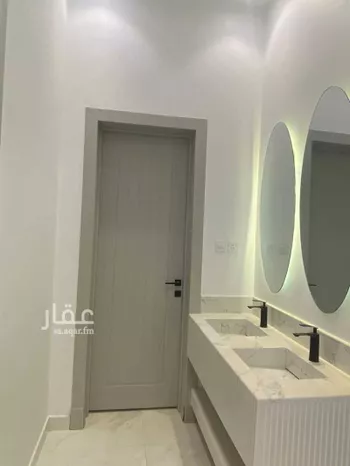 فيلا للبيع في شارع أبي محمد بن القاسم, حي الرمال, مدينة الرياض, منطقة الرياض صورة 3
