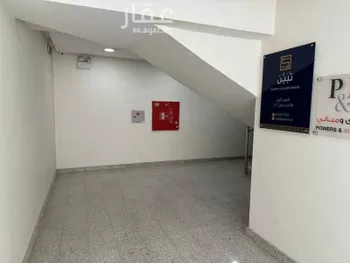 مكتب تجاري للإيجار في شارع ابي بكر الصديق الفرعي, حي المرسلات, مدينة الرياض, منطقة الرياض صورة 3