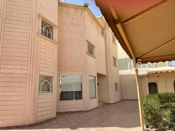 فيلا للبيع في شارع اللوزة, حي الأندلس, مدينة الرياض, منطقة الرياض صورة 5