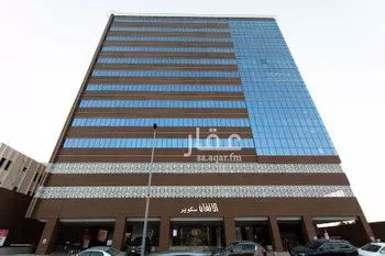 مكتب تجاري للإيجار في شارع طريق المدينة المنورة, حي الرويس, مدينة جدة, منطقة مكة المكرمة صورة 3