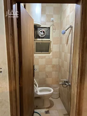 شقة للإيجار في شارع الفطيمة ، حي الخالدية ، الرياض ، منطقة الرياض صورة 3