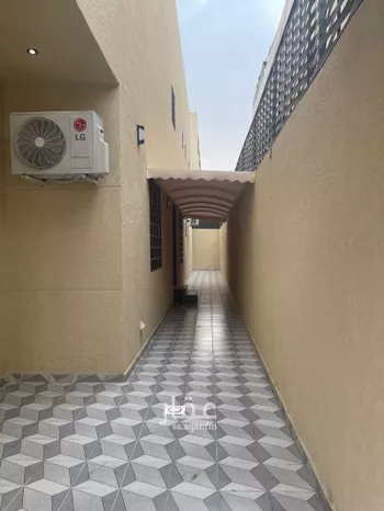 فيلا للإيجار في طريق فتح مكة ، حي الدار البيضاء ، الرياض ، منطقة الرياض صورة 3