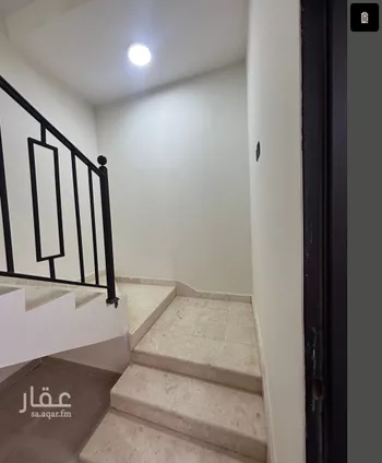 دور للبيع في شارع محمد بن الهيثم بن شبابه, حي الصفاء, مدينة الرياض, منطقة الرياض صورة 3