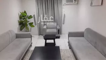 شقة للإيجار في شارع جنوبا الى احد رفيده و شمالا الى خميس مشيط , حي الوقواق, مدينة خميس مشيط, منطقة عسير