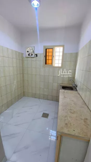 استراحة للإيجار في شارع ابي يوسف الكندي, حي المروج, مدينة عنيزه, منطقة القصيم صورة 4