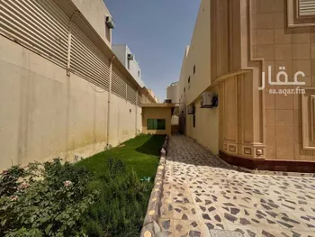 فيلا للبيع في شارع الفروسية, حي إشبيلية, مدينة الرياض, منطقة الرياض صورة 2
