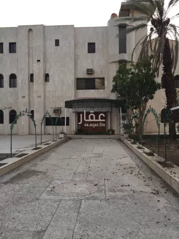 فيلا للبيع في شارع حصين ابن عبيد الخزاعي, حي الشريبات, مدينة المدينه المنوره, منطقة المدينة المنورة