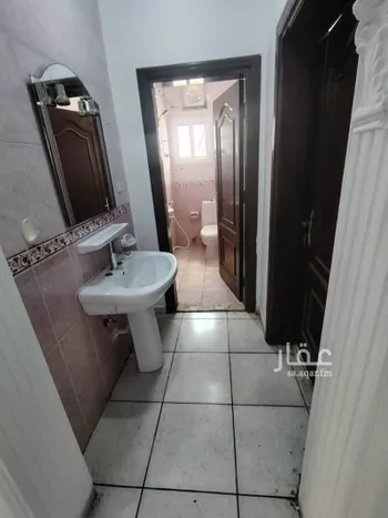 شقة للإيجار في شارع الارجاني, حي الصفاء, مدينة جدة, منطقة مكة المكرمة صورة 2