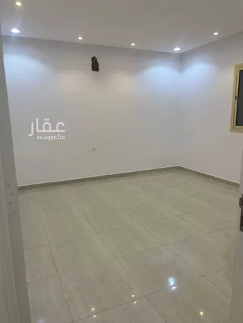 فيلا للإيجار في شارع عبدالقادر السعدي, حي عكاظ, مدينة الرياض, منطقة الرياض صورة 3