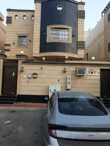 فيلا للبيع في شارع أبو العلاء النجمي ، حي الحمدانية ، جدة ، جدة