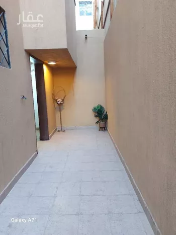 فيلا للإيجار في شارع ابي القاسم الثمانيني, حي الرمال, مدينة الرياض, منطقة الرياض صورة 4