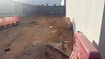 أرض للبيع في شارع بينها ابن عقبة, حي المدينة الصناعية, مدينة المدينه المنوره, منطقة المدينة المنورة